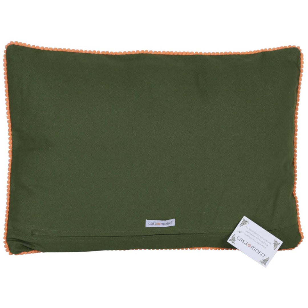 Nissepude med pomponer