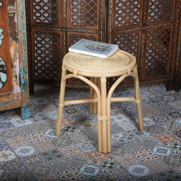 Sidebord i rattan Deria
