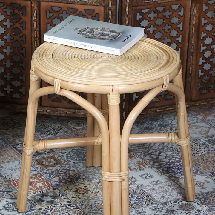 Sidebord i rattan Deria