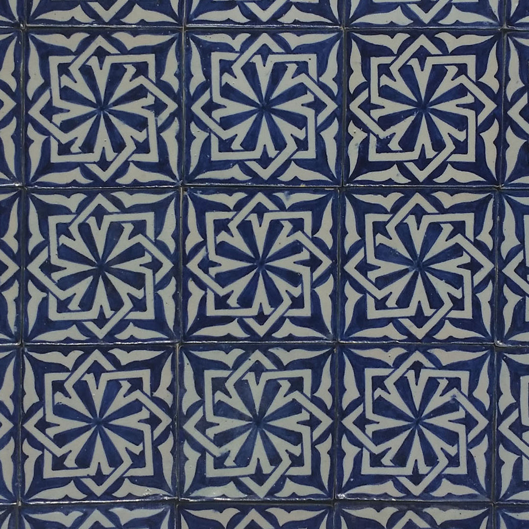 Håndmalet flise – andalusisk stil