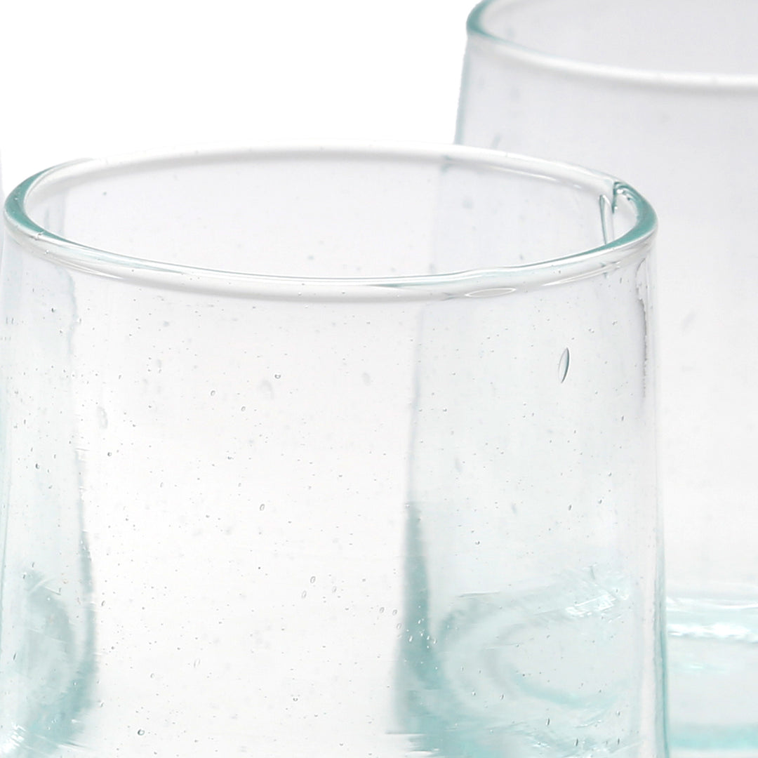 Sæt med 4 klare glas - traditionelt fremstillet, universelt anvendeligt